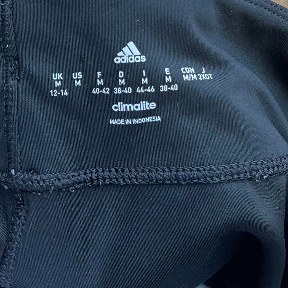 Adidas 3 stripes leggings